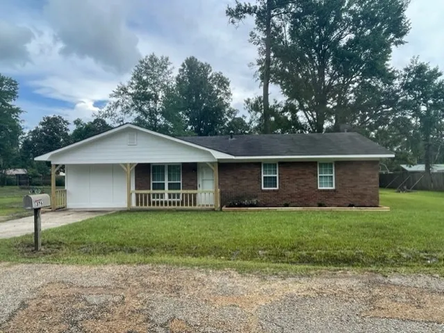 $158,400 | 376 Westhaven Circle, Bude, MS 39630