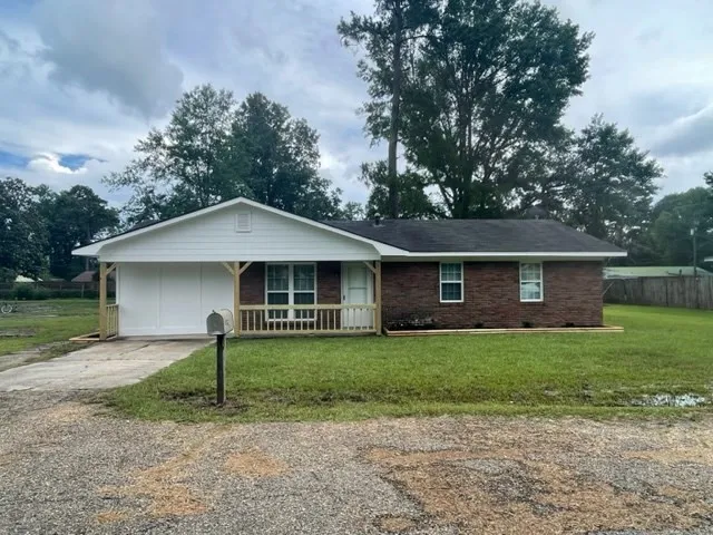 $158,400 | 376 Westhaven Circle, Bude, MS 39630