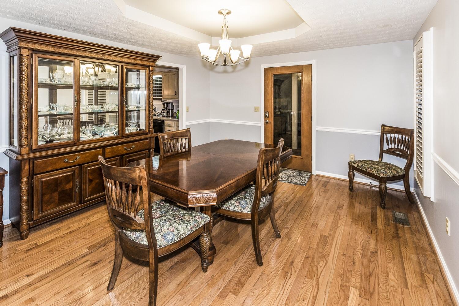 8224 Collier Road Powell, TN 37849 - Photo 13 of 32 image