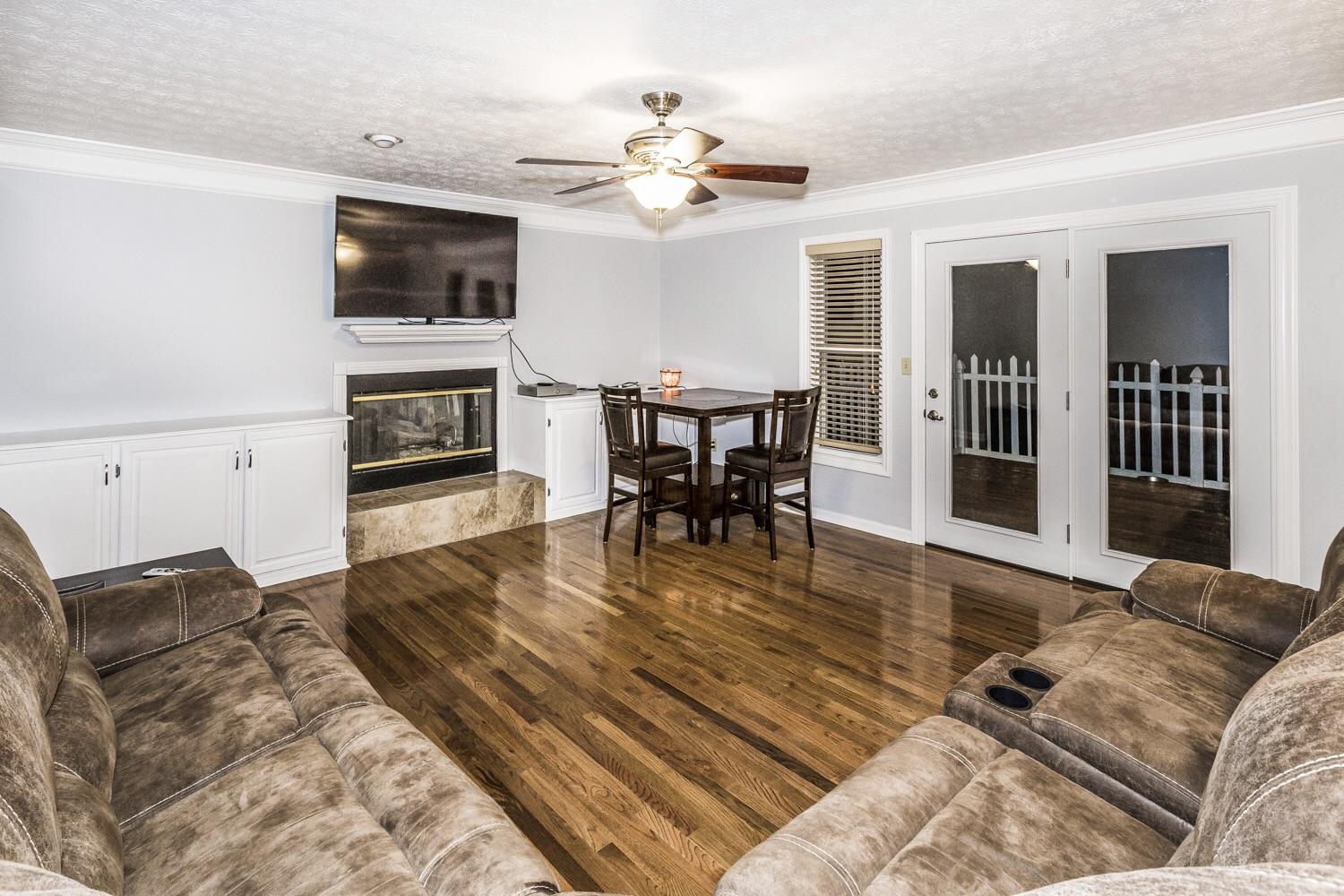 8224 Collier Road Powell, TN 37849 - Photo 14 of 32 image