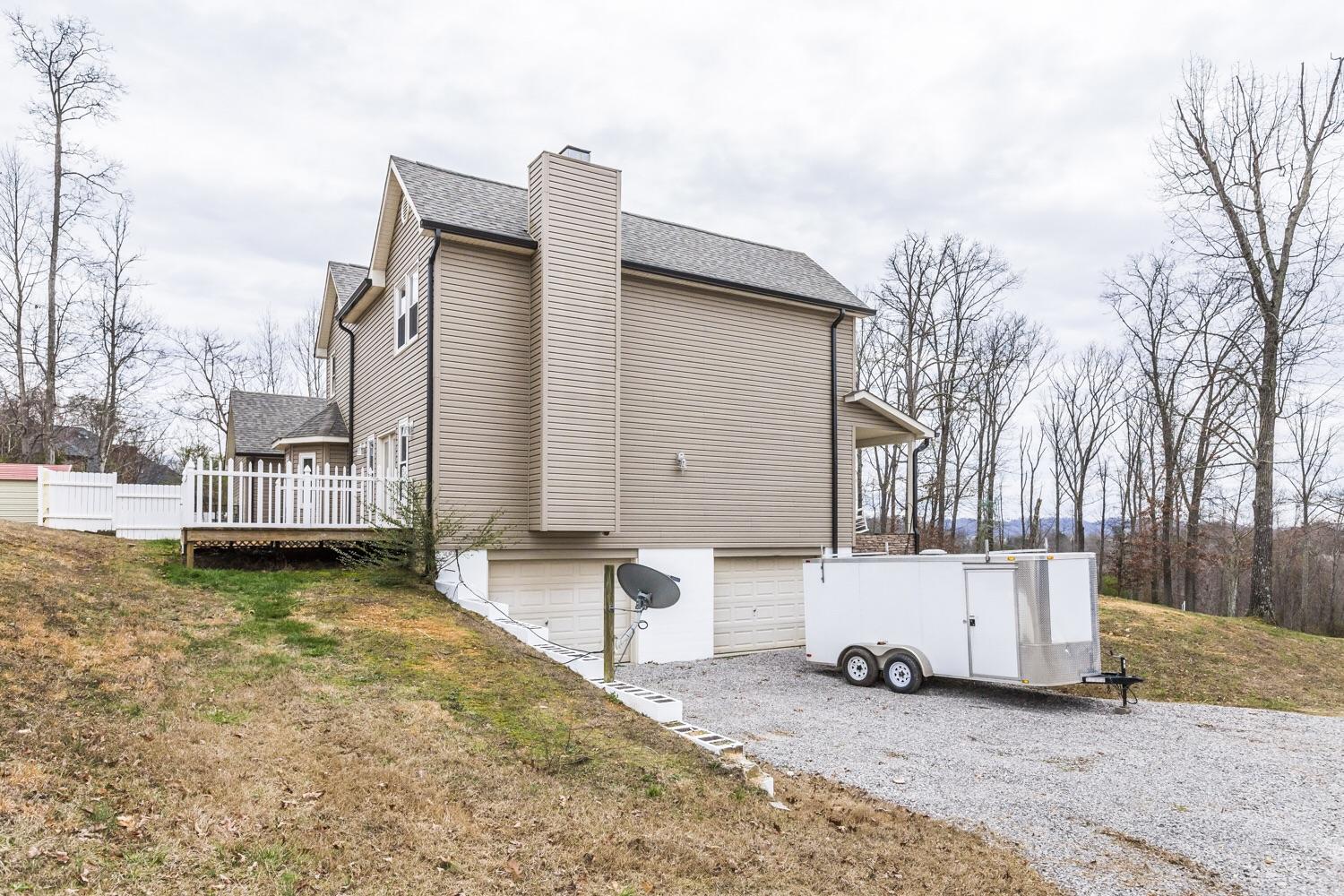 8224 Collier Road Powell, TN 37849 - Photo 3 of 32 image