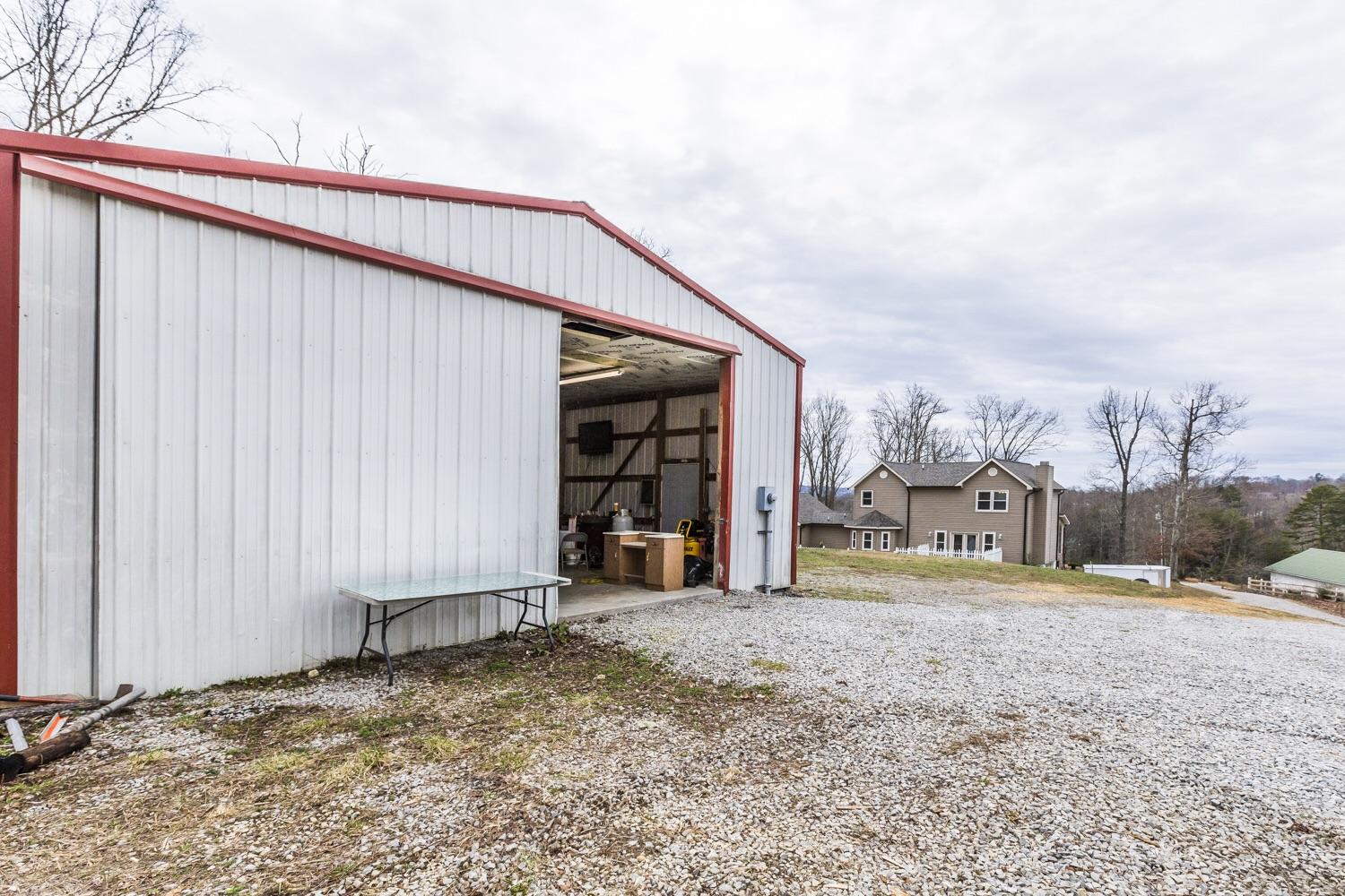 8224 Collier Road Powell, TN 37849 - Photo 6 of 32 image
