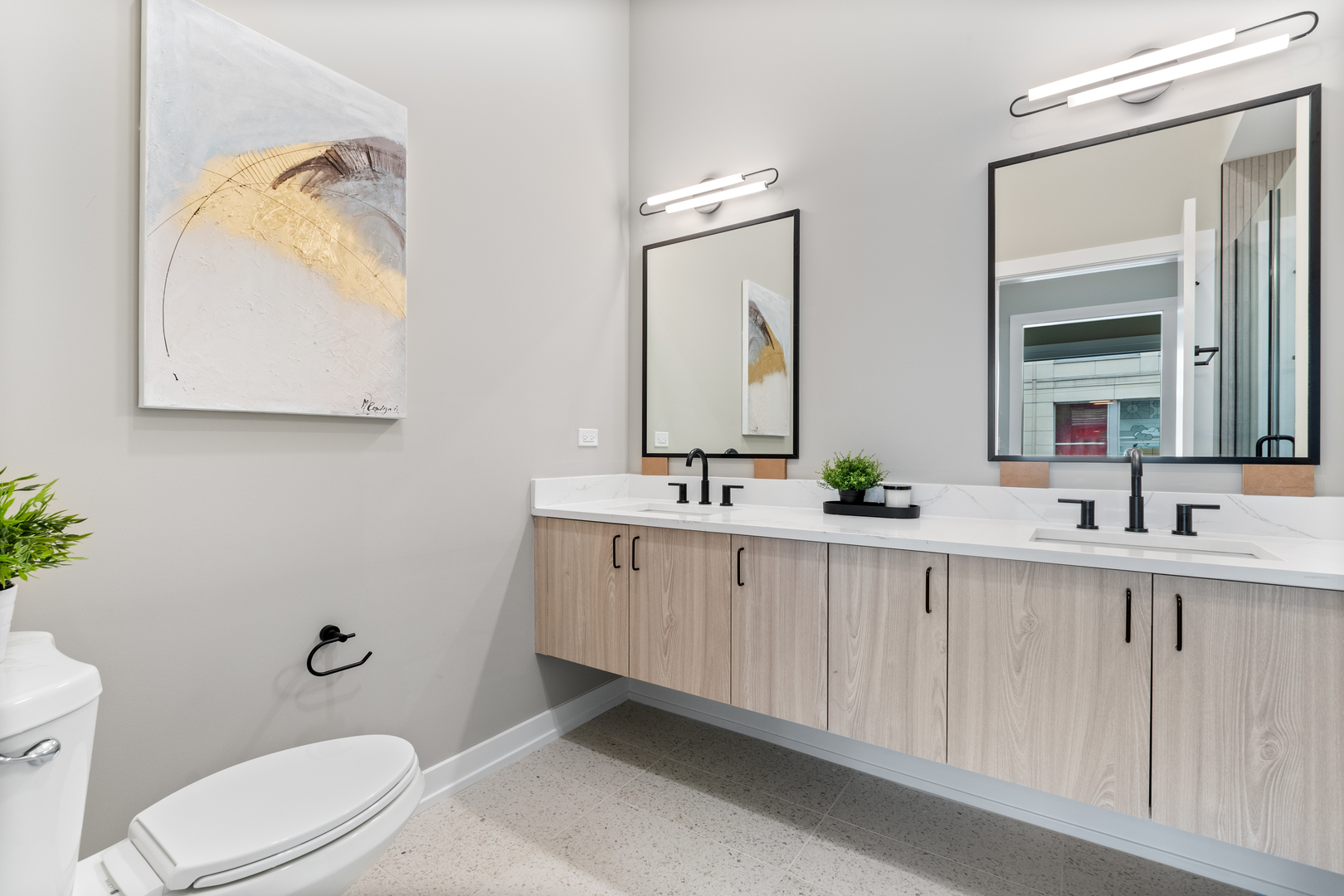 Undisclosed Address Chicago, IL 60657 - Photo 14 of 32