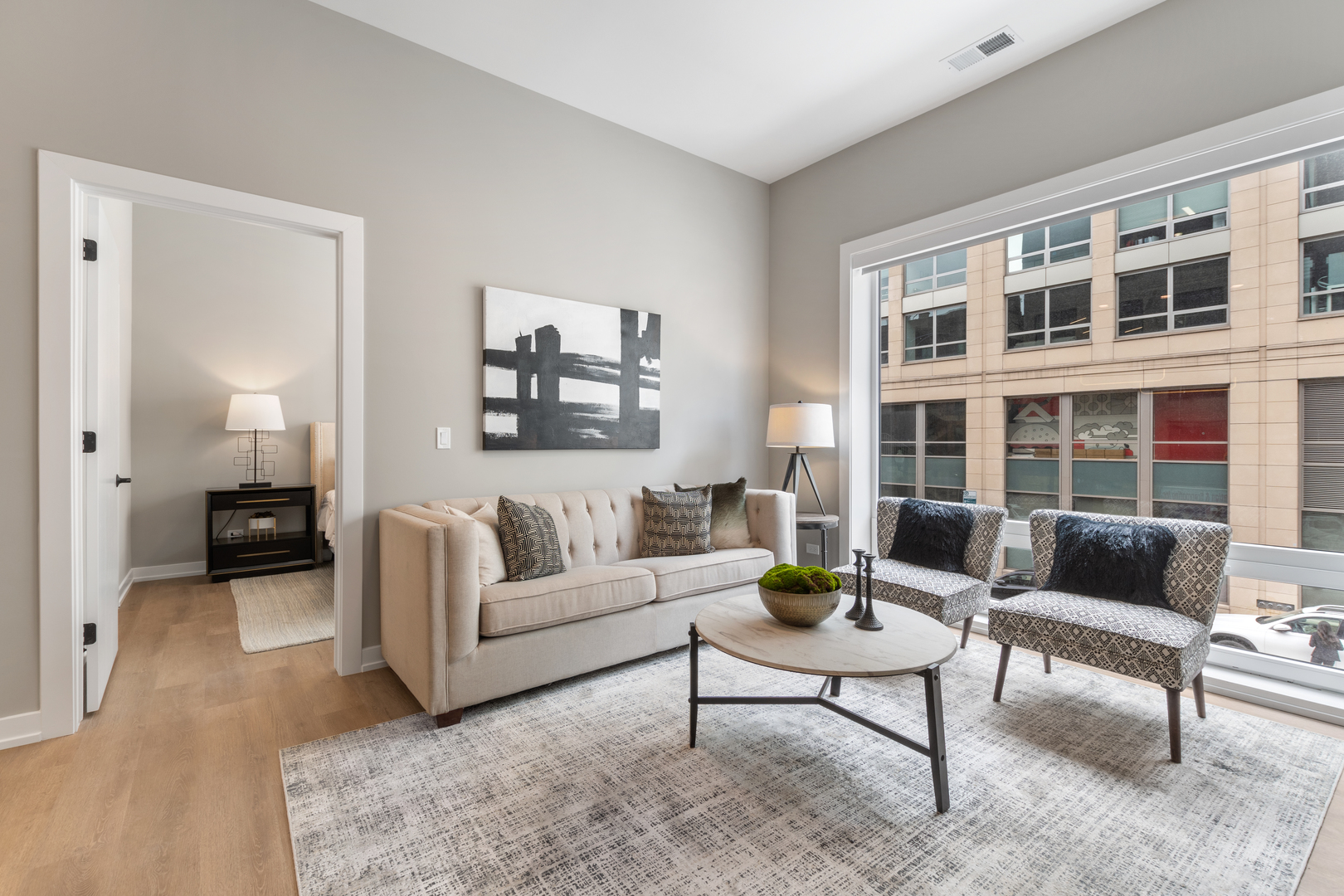 Undisclosed Address Chicago, IL 60657 - Photo 8 of 32