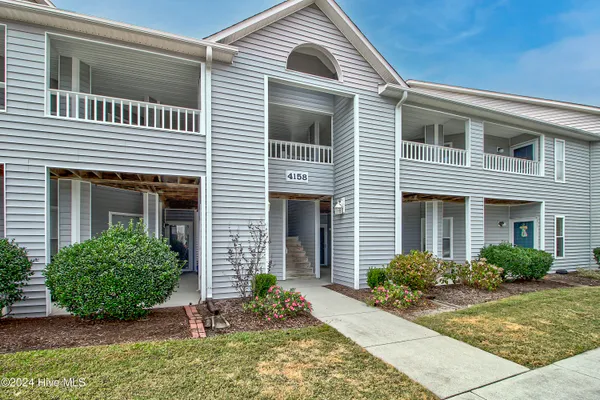 $239,000 | 4158 Breezewood Drive, Unit 203, Wilmington, NC 28412