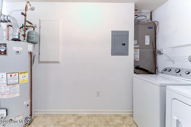 $243,900 | 4158 Breezewood Drive, Unit 203, Wilmington, NC 28412