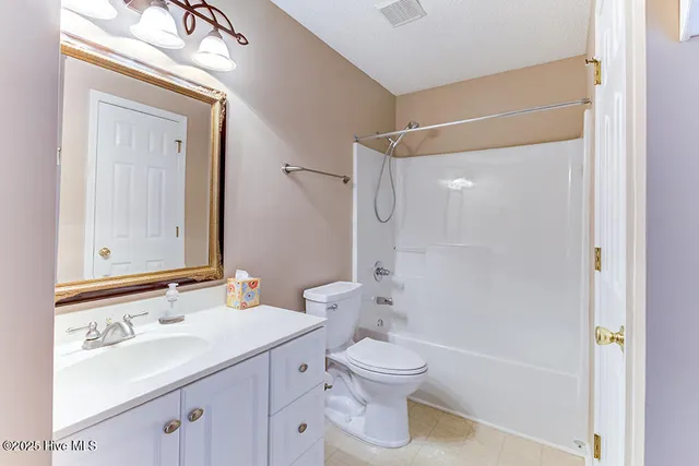 $243,900 | 4158 Breezewood Drive, Unit 203, Wilmington, NC 28412