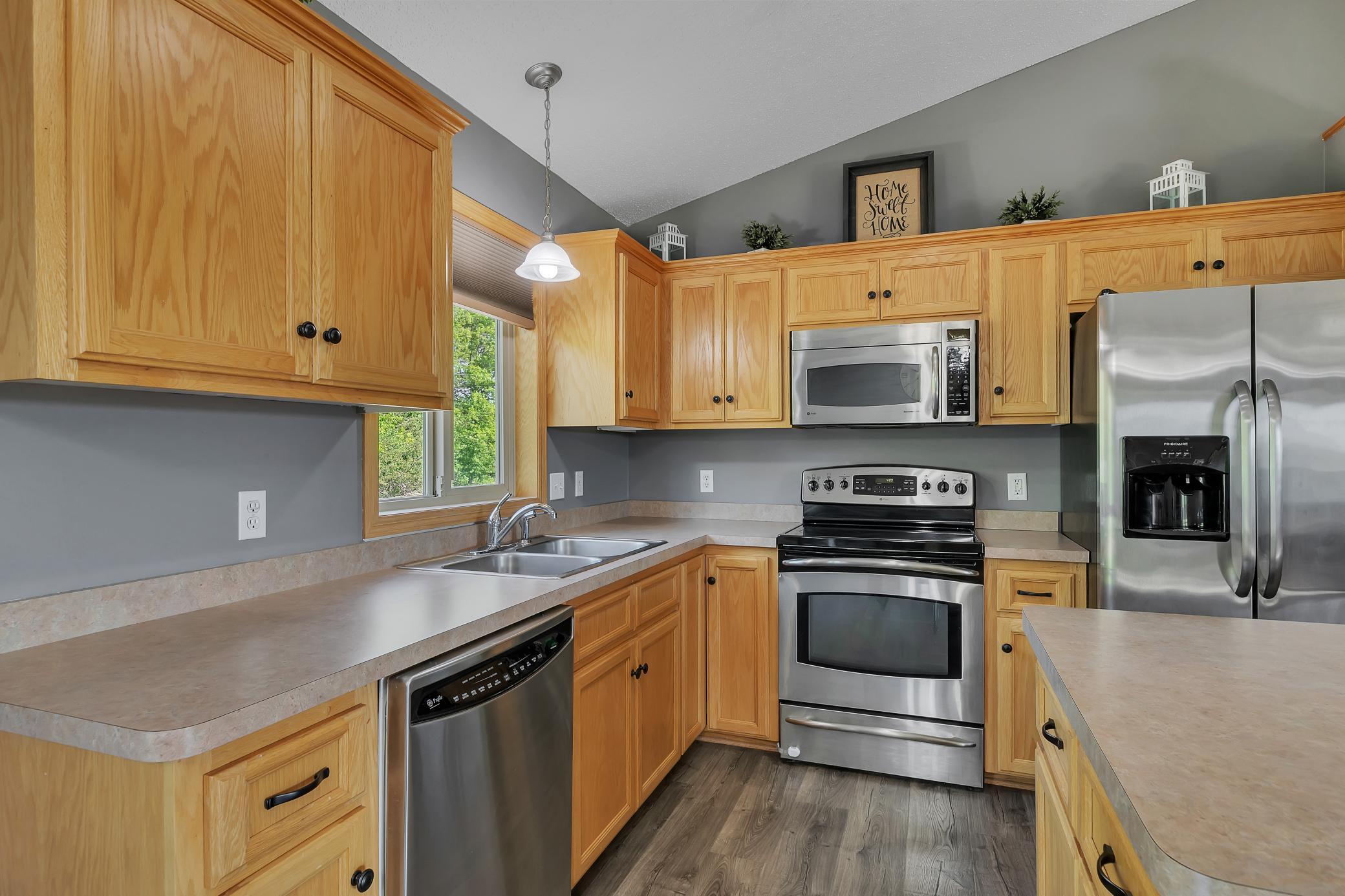 408 10th Avenue Northeast Rice, MN 56367 - Photo 6 of 22 Gallery Image 6