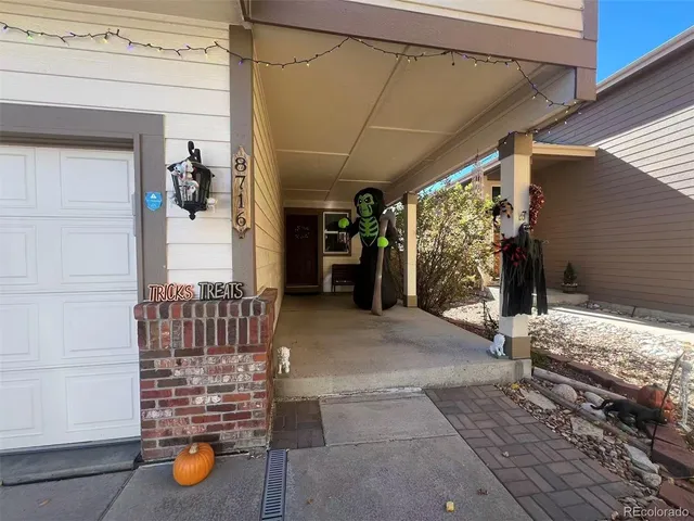 a view of outdoor space and porch