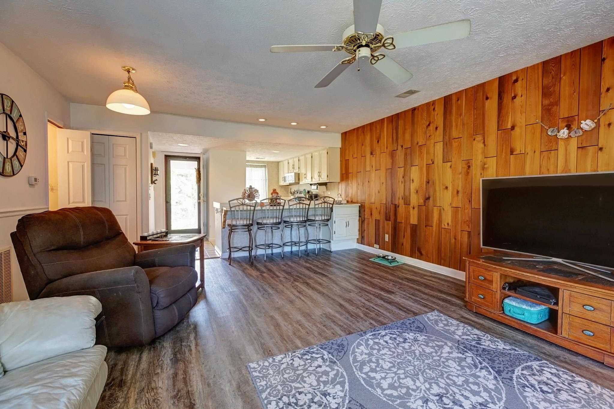 9137 South Pointe Ridge Lane, Unit 36 Bloomington, IN 47401 - Photo 18 of 36
