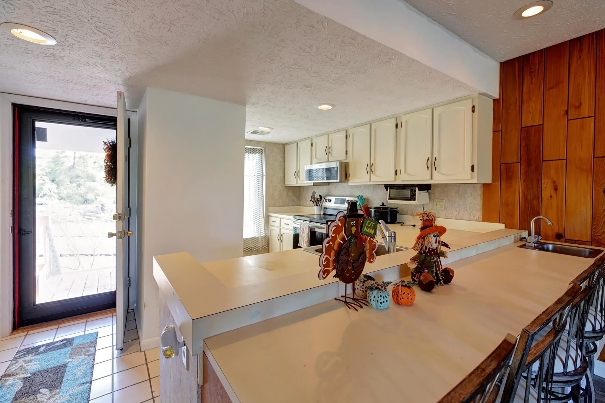 9137 South Pointe Ridge Lane, Unit 36 Bloomington, IN 47401 - Photo 9 of 36