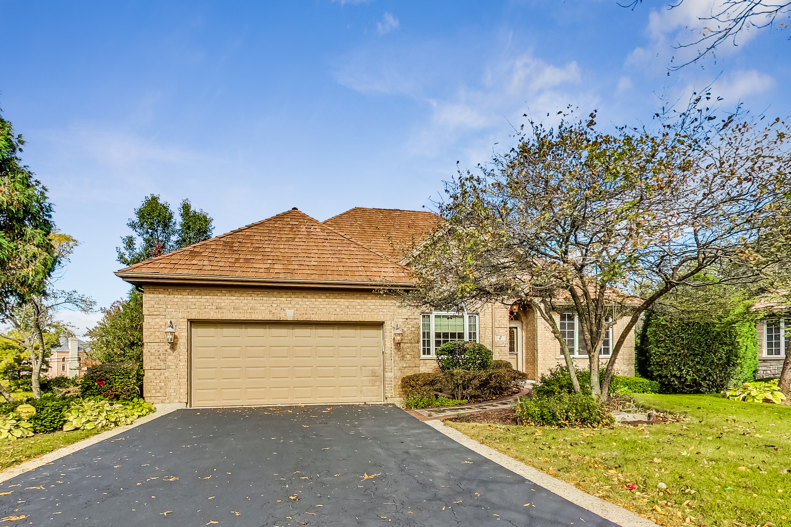 2 Carlton Court Inverness, IL 60010 - Photo 1 of 52 Gallery Image 1
