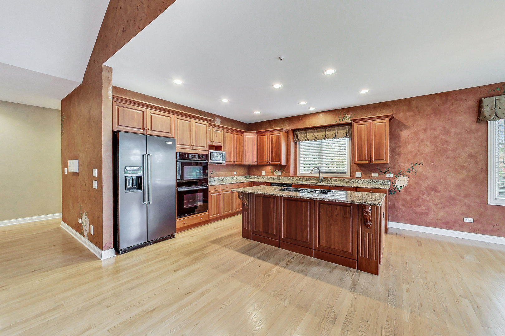 2 Carlton Court Inverness, IL 60010 - Photo 12 of 52 Gallery Image 12