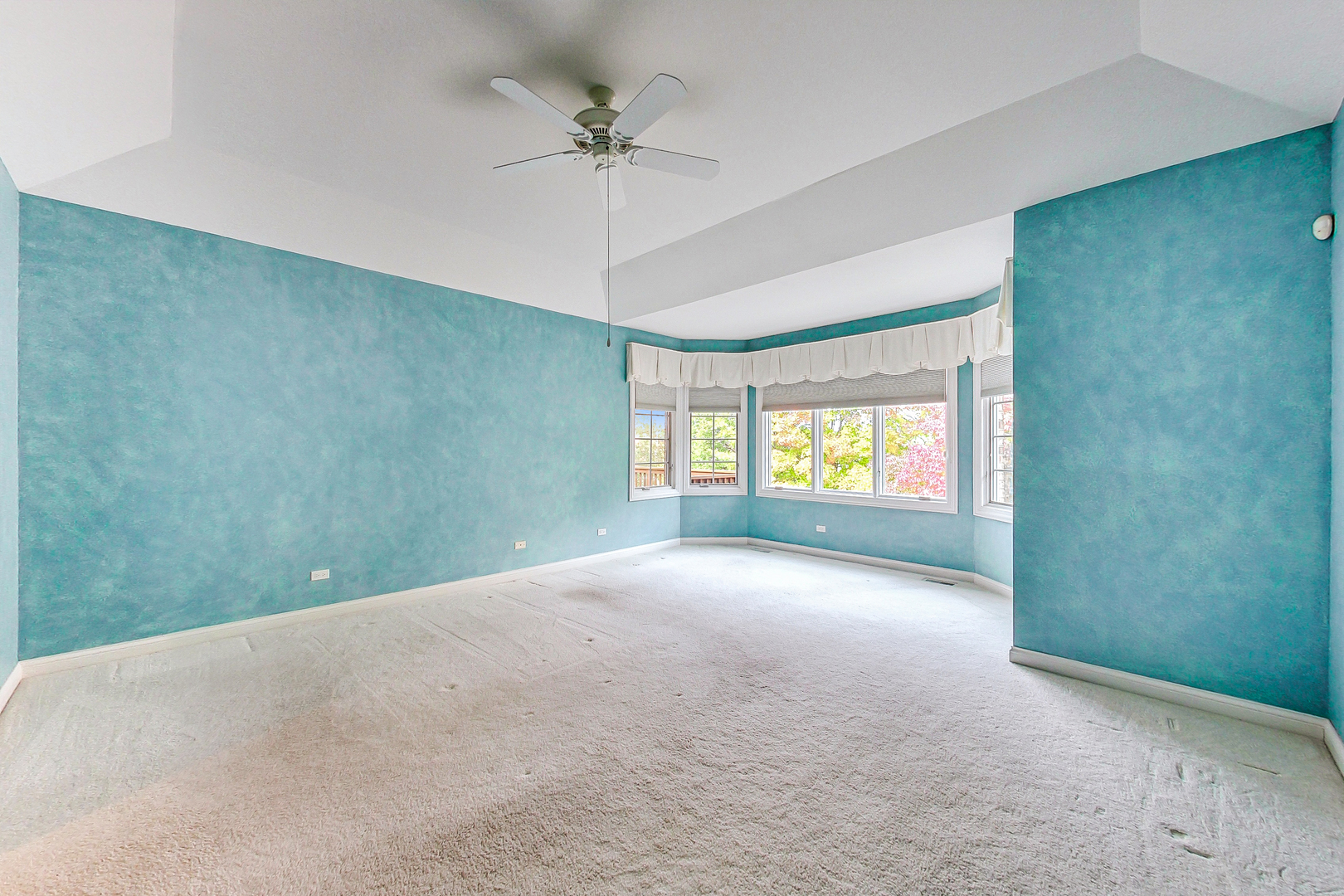 2 Carlton Court Inverness, IL 60010 - Photo 22 of 52 Gallery Image 22