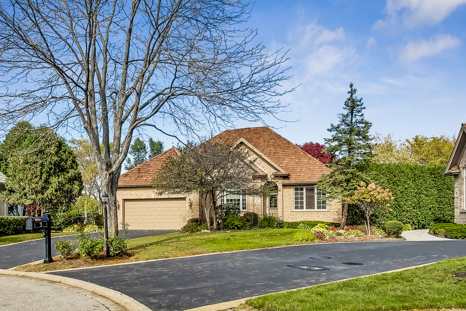 2 Carlton Court Inverness, IL 60010 - Photo 3 of 52 Gallery Image 3
