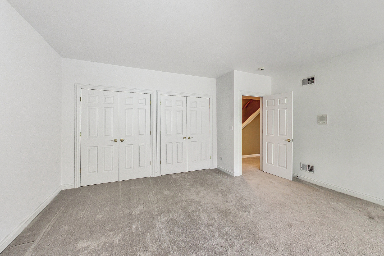 2 Carlton Court Inverness, IL 60010 - Photo 39 of 52 Gallery Image 39