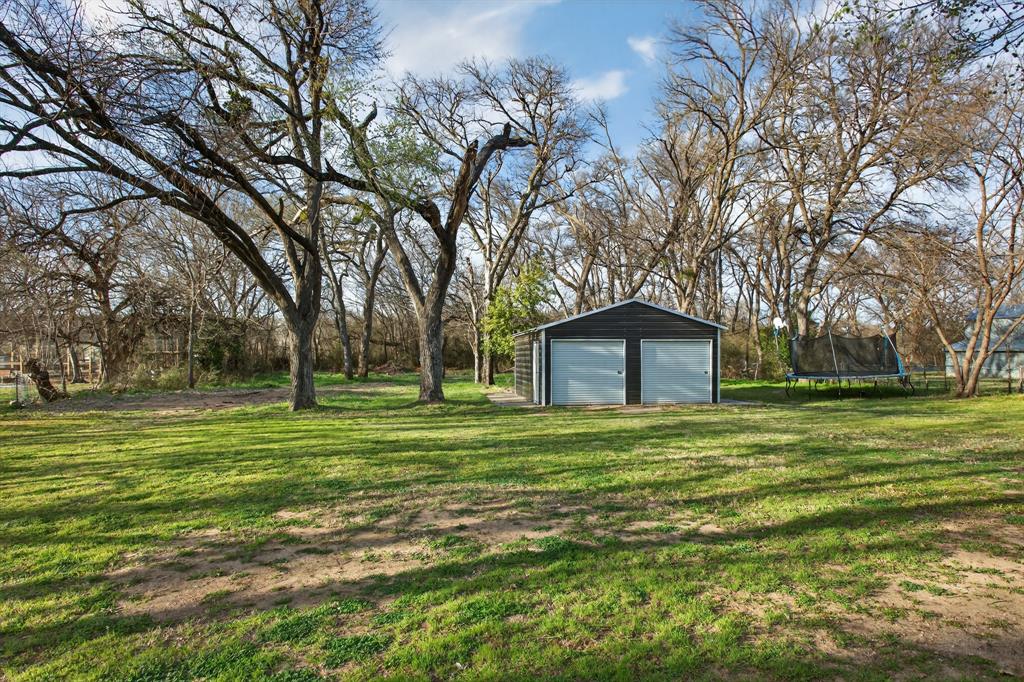 316 Old Justin Road Argyle, TX 76226 - Photo 34 of 40