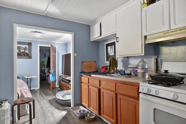 $845,000 | 295 West Mission Avenue, Ventura, CA 93001