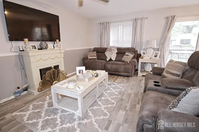 $465,000 | 54 Highview Drive, Woodbridge, NJ 07095