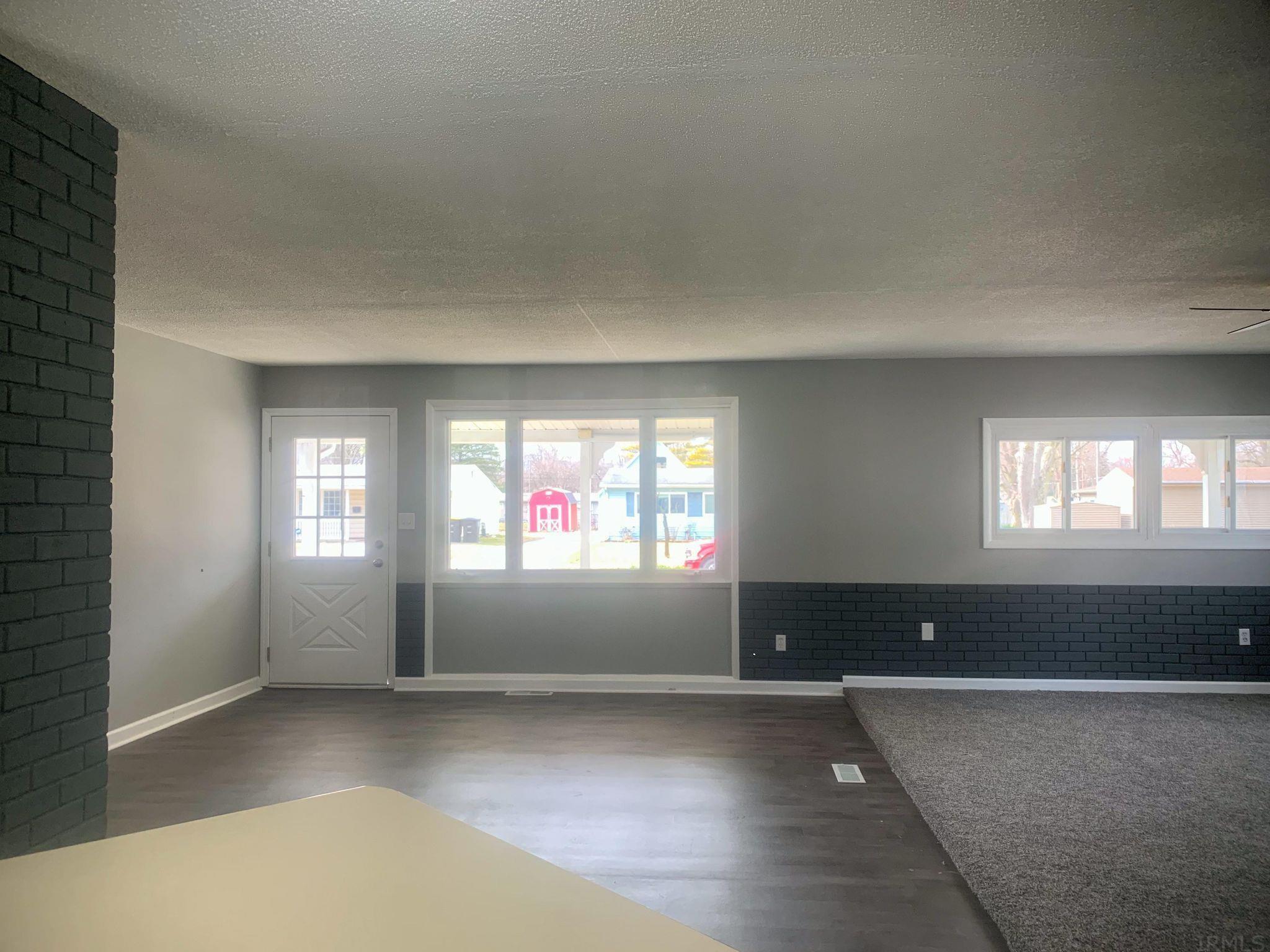 5517 Kimberley Road Fort Wayne, IN 46809 - Photo 3 of 17 Gallery Image 3