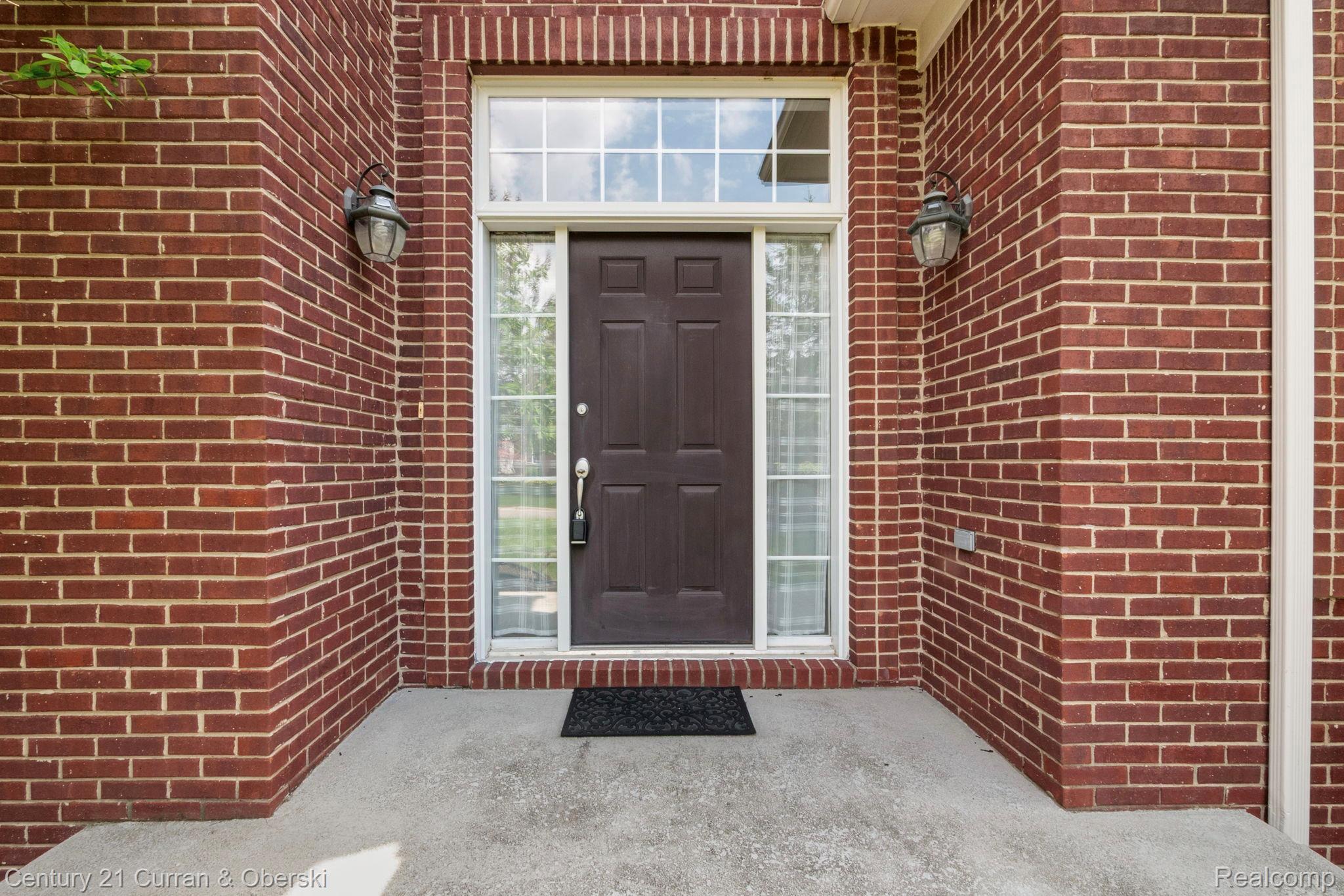 27852 Larson Lane Farmington, MI 48331 - Photo 12 of 75 5-web-or-mls-P2370372.jpg