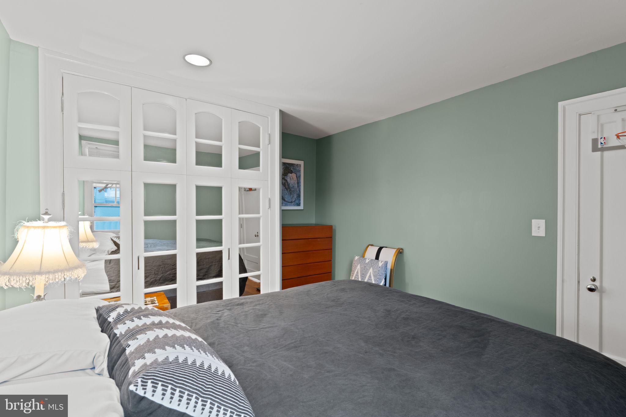 1816 T Street Northwest Washington, DC 20009 - Photo 13 of 40