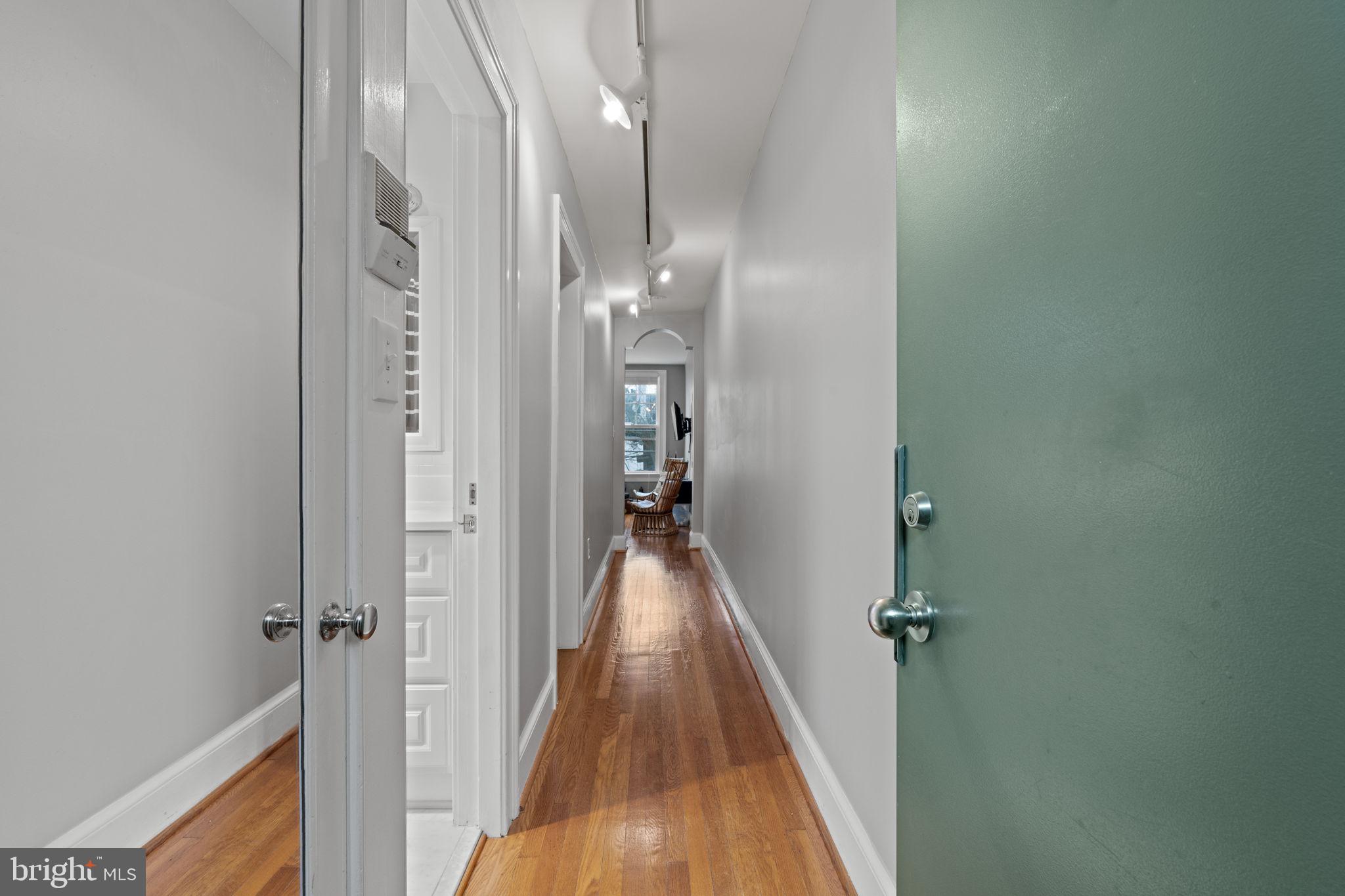 1816 T Street Northwest Washington, DC 20009 - Photo 9 of 40