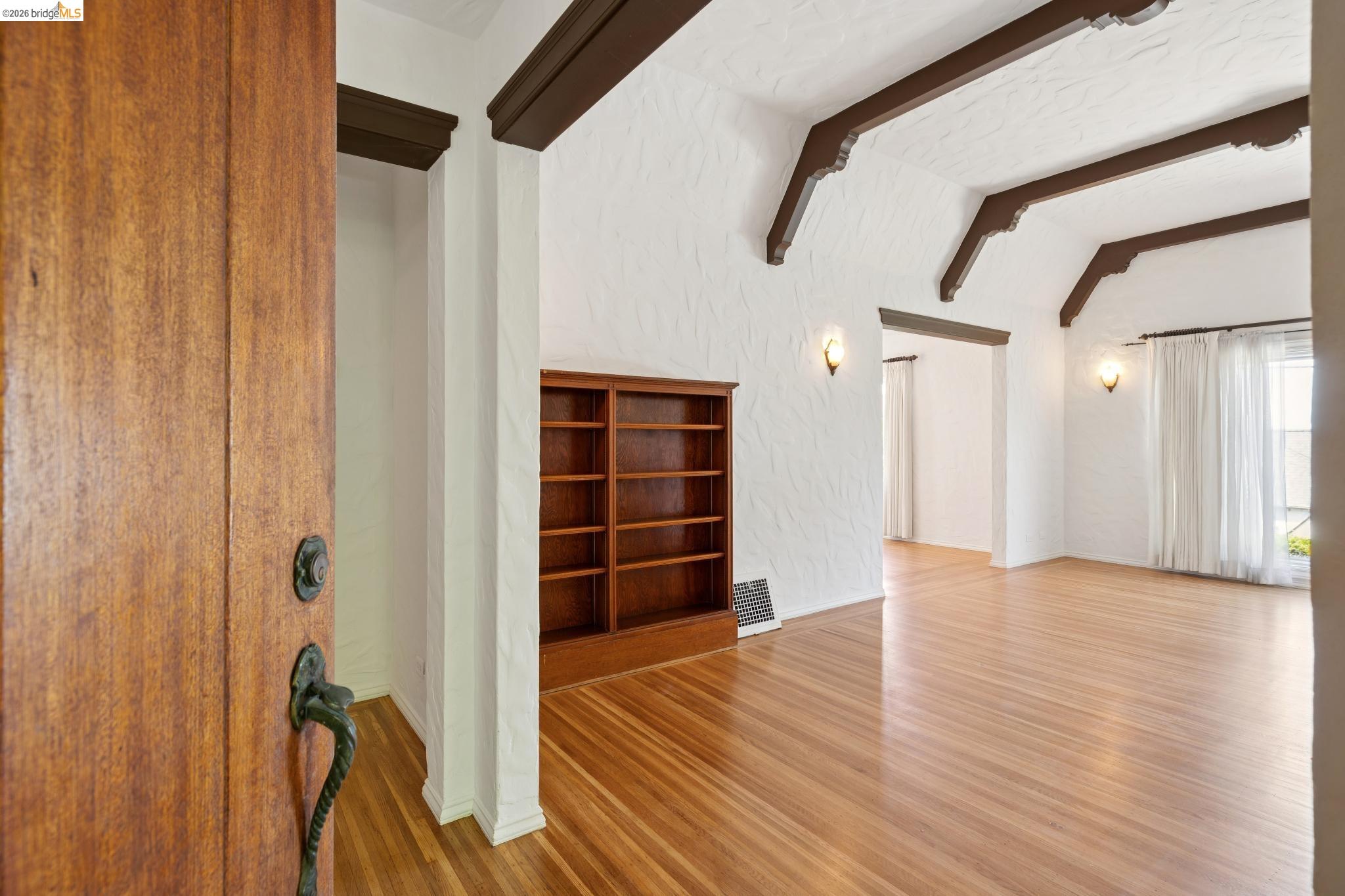 111 Windsor Avenue Kensington, CA 94708 - Photo 3 of 41
