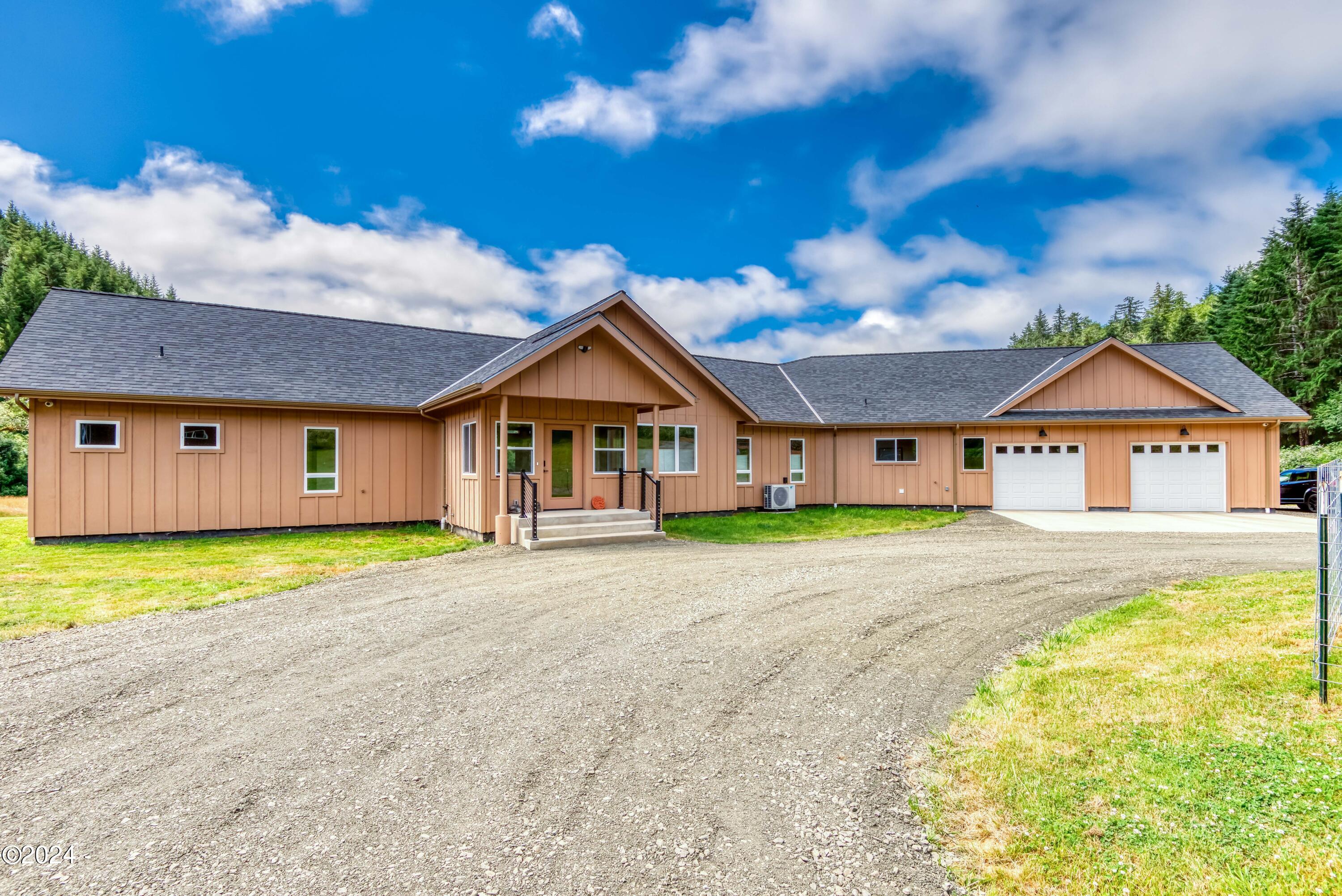 540 Big Rock Creek Road Blodgett, OR 97326 - Photo 3 of 54 Front view of home