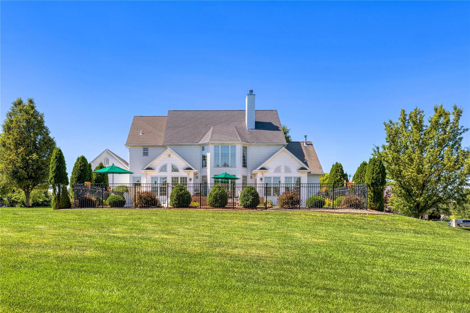 5361 Tower Hill Court Weldon Spring, MO 63304 - Photo 4 of 62 Gallery Image 4