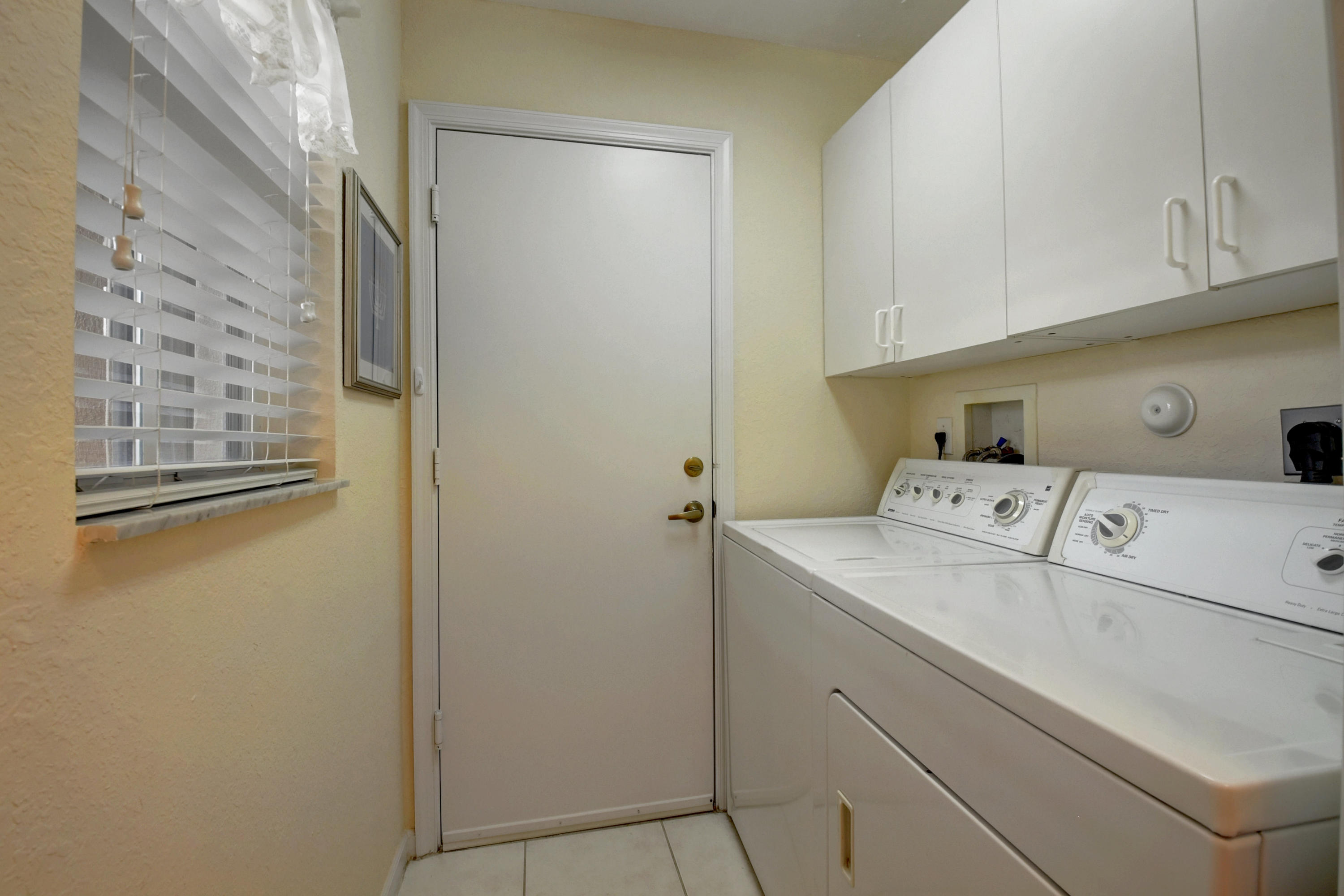 7350 Chorale Road Boynton Beach, FL 33437 - Photo 23 of 83 Laundry Room