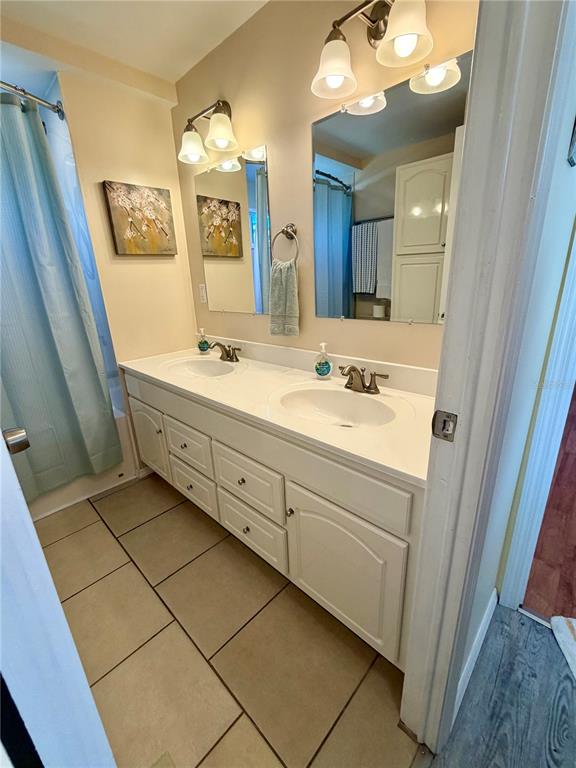 34527 Violet Drive Pinellas Park, FL 33781 - Photo 17 of 37