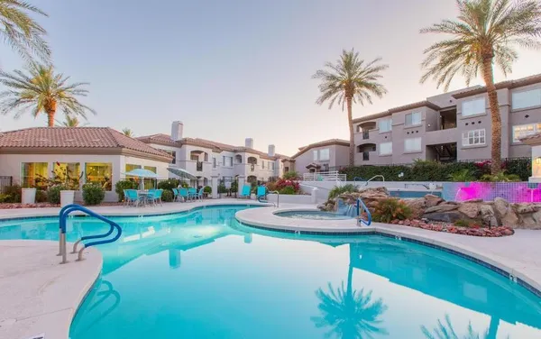 $2,000 | 3236 East Chandler Boulevard, Unit 1040, Phoenix, AZ 85048