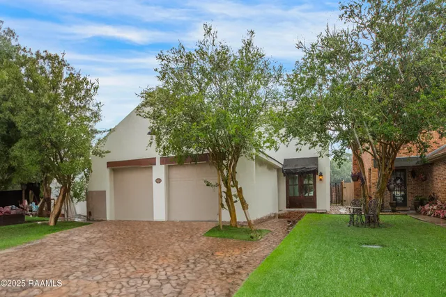 $2,300 | 115 Breckenridge Loop, Lafayette, LA 70506