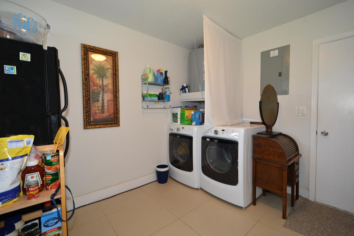 880 Southwest 16th Street Boca Raton, FL 33486 - Photo 13 of 27 13