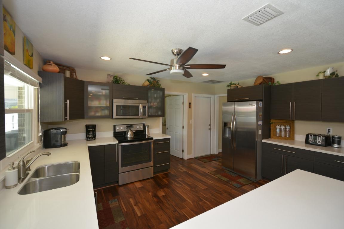 880 Southwest 16th Street Boca Raton, FL 33486 - Photo 22 of 27 22