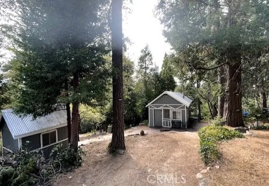 $229,900 | 23752 Inspiration, Crestline, CA 92325