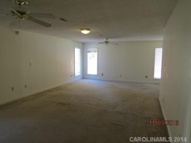 801 Riverwood Road Charlotte, NC 28270 - Photo 12 of 14
