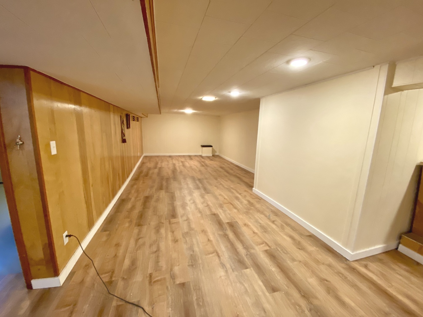 3515 173rd Place Lansing, IL 60438 - Photo 25 of 26 a view of a hallway with wooden floor