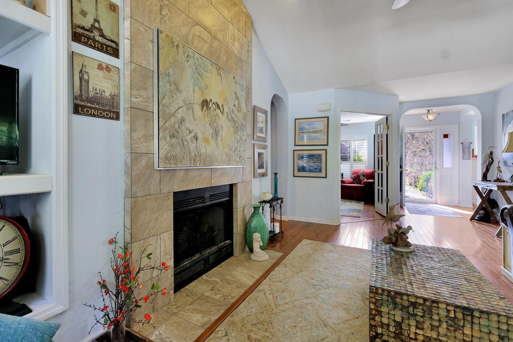 821 Bent Hickory Road Charleston, SC 29414 - Photo 11 of 31 013-821BentHickoryRoad-Charleston-SC-294