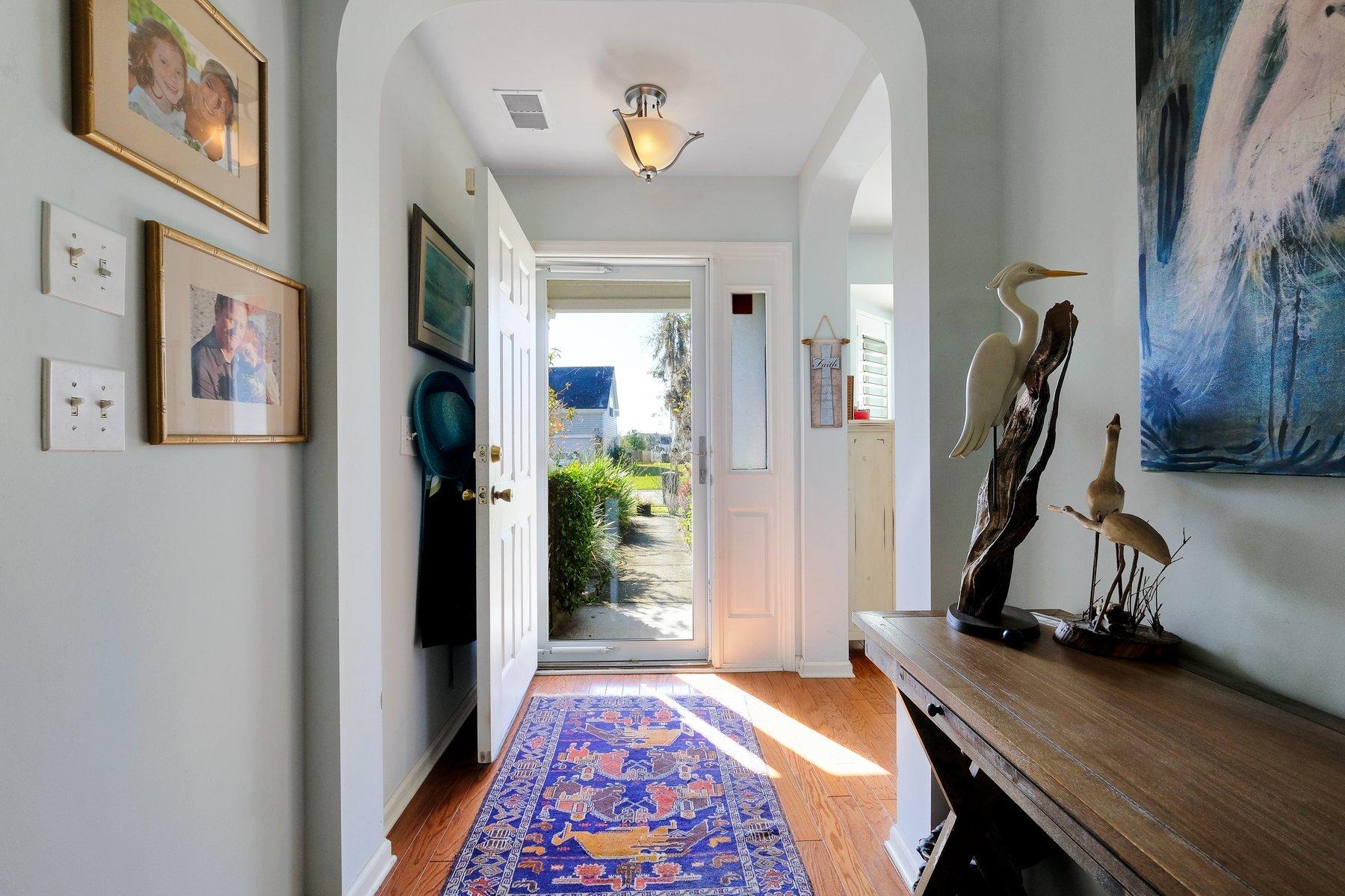 821 Bent Hickory Road Charleston, SC 29414 - Photo 4 of 31 022-821BentHickoryRoad-Charleston-SC-294