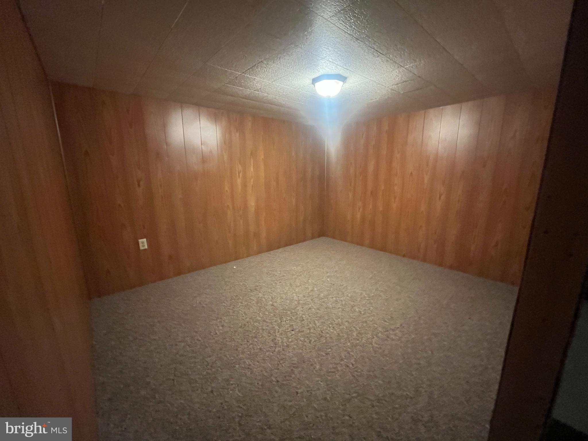 335 Fairmount Avenue Waynesboro, PA 17268 - Photo 15 of 28