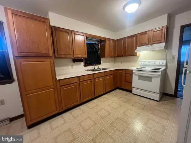 $1,400 | 335 Fairmount Avenue, Waynesboro, PA 17268