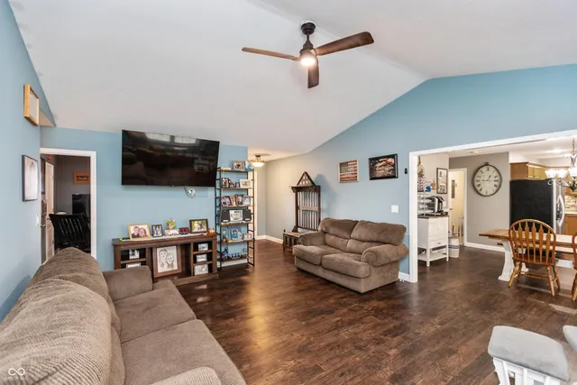 $269,900 | 1839 Richards Drive, Seymour, IN 47274