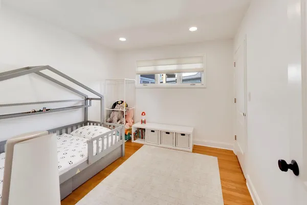 $725,000 | 1032 Heatherfield Lane, Glenview, IL 60025