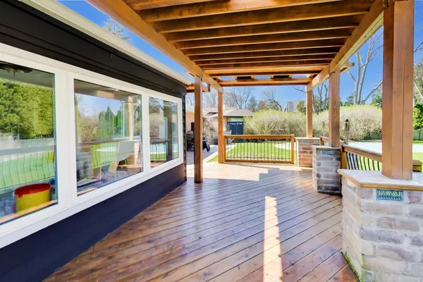 $725,000 | 1032 Heatherfield Lane, Glenview, IL 60025