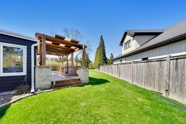 $725,000 | 1032 Heatherfield Lane, Glenview, IL 60025