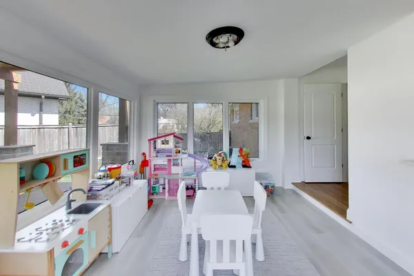 $725,000 | 1032 Heatherfield Lane, Glenview, IL 60025