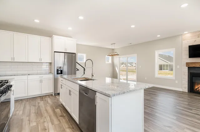 $349,900 | 1515 Ranger Drive North, Glencoe, MN 55336