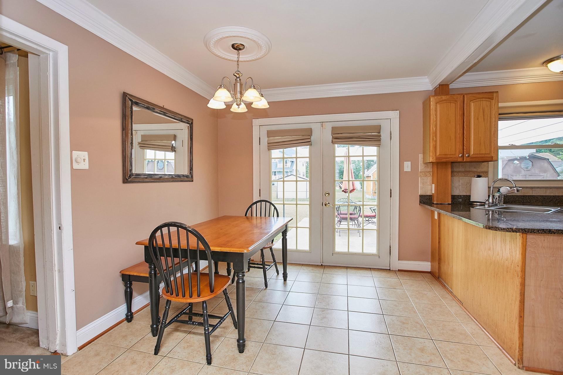 4119 Lees Corner Road Chantilly, VA 20151 - Photo 8 of 30 Dining Room